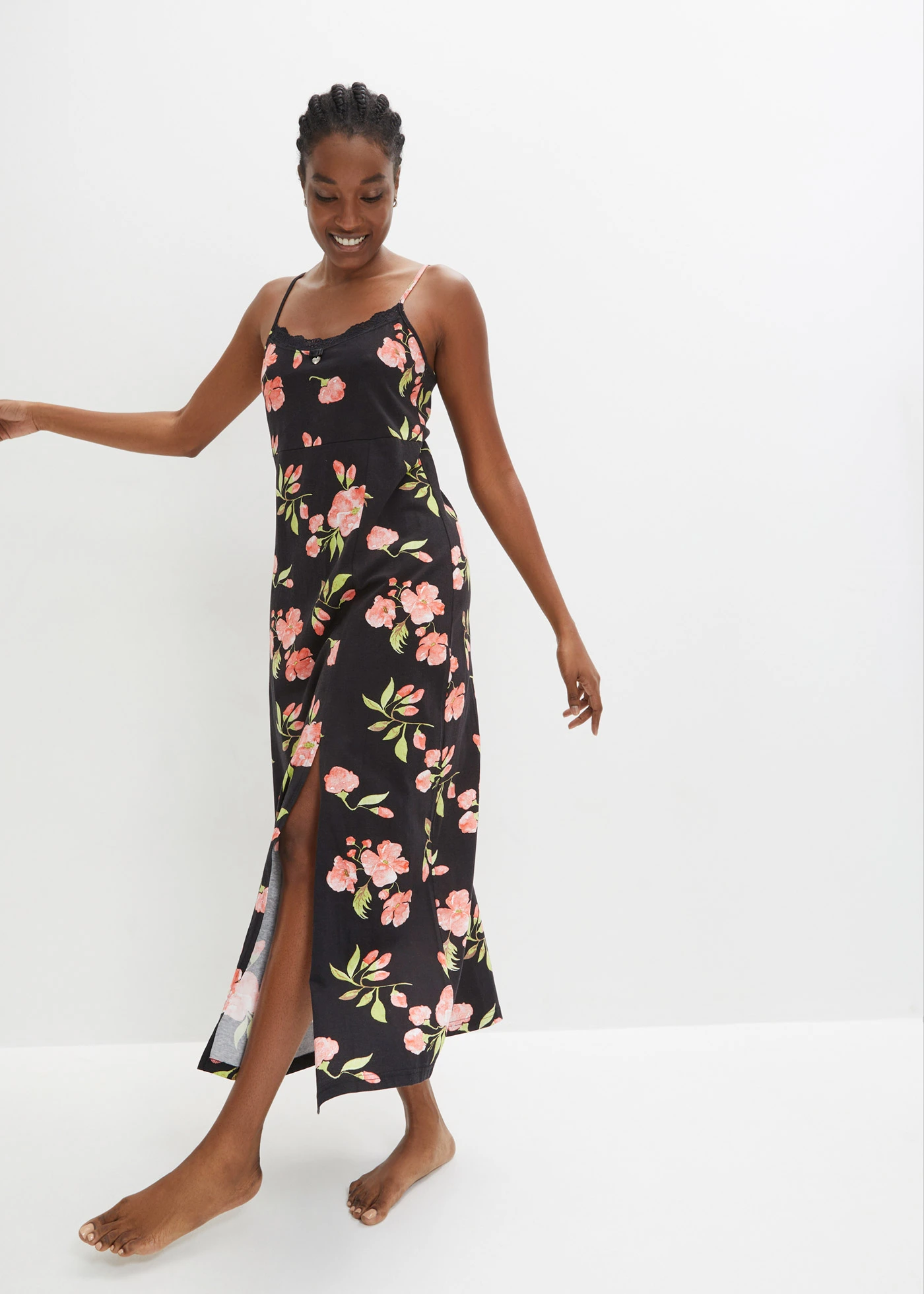 Nuisette longue avec dentelle • noir floral • Boutique bonprix