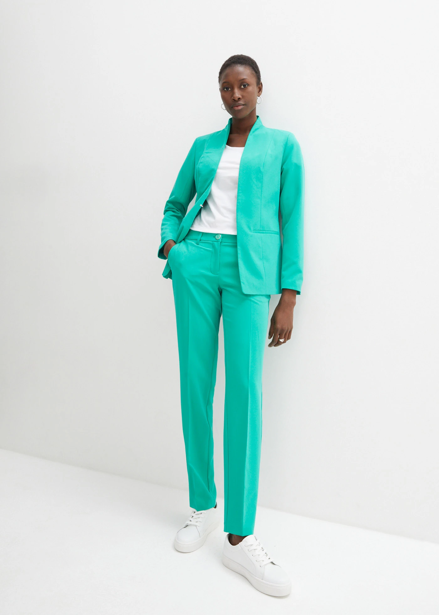 Kalhotový kostým (2dílná souprava) • jadeitově zelená • bonprix obchod