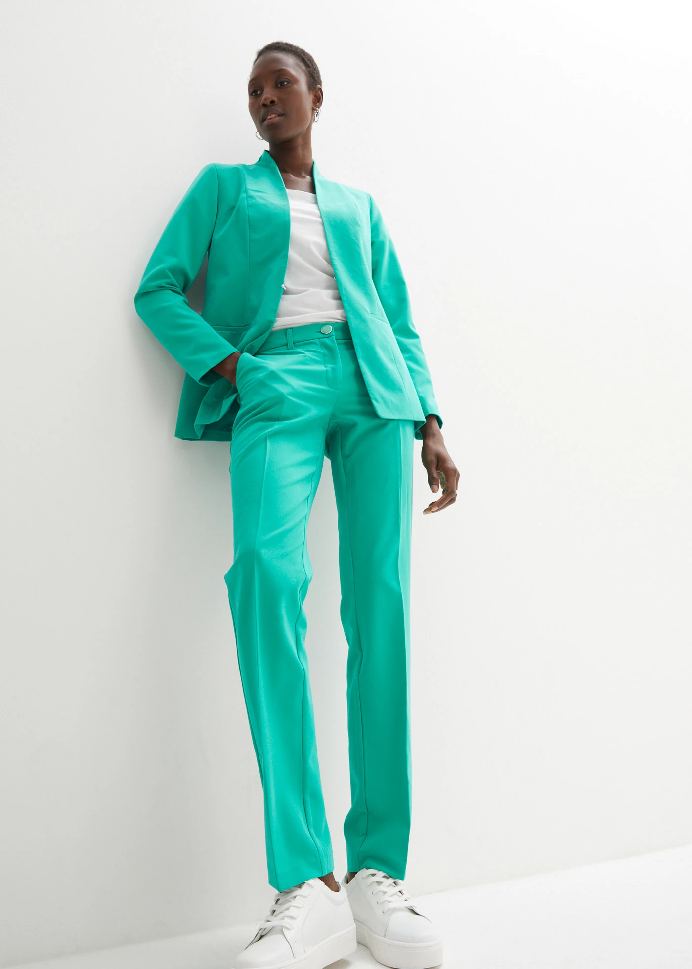 Kalhotový kostým (2dílná souprava) • jadeitově zelená • bonprix obchod