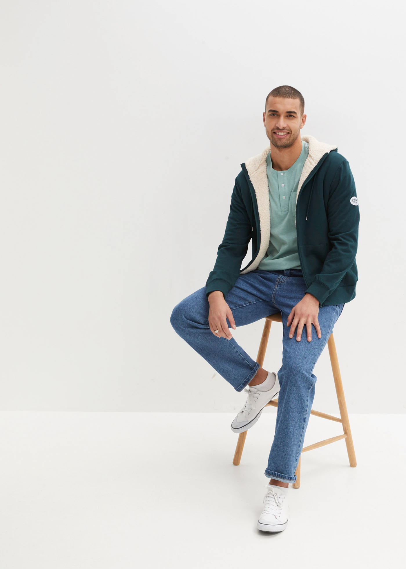 Henley shirt met comfort fit van puur biologisch katoen, korte mouw • pastelgroen • bonprix online shop