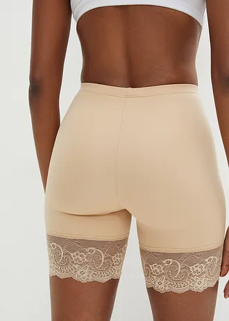 Niet schurende biker short van polyamide met kant aan de pijpjes • lichtbeige • bonprix online shop
