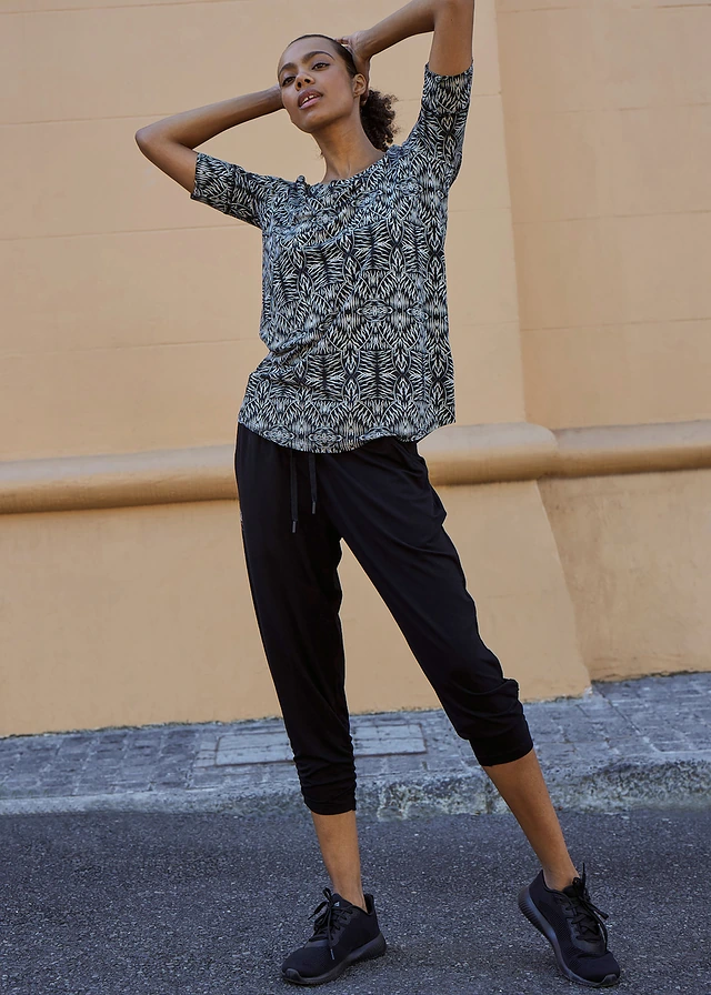 Loungewear harembroek met plooitjes • zwart • product-page.page-title-suffix