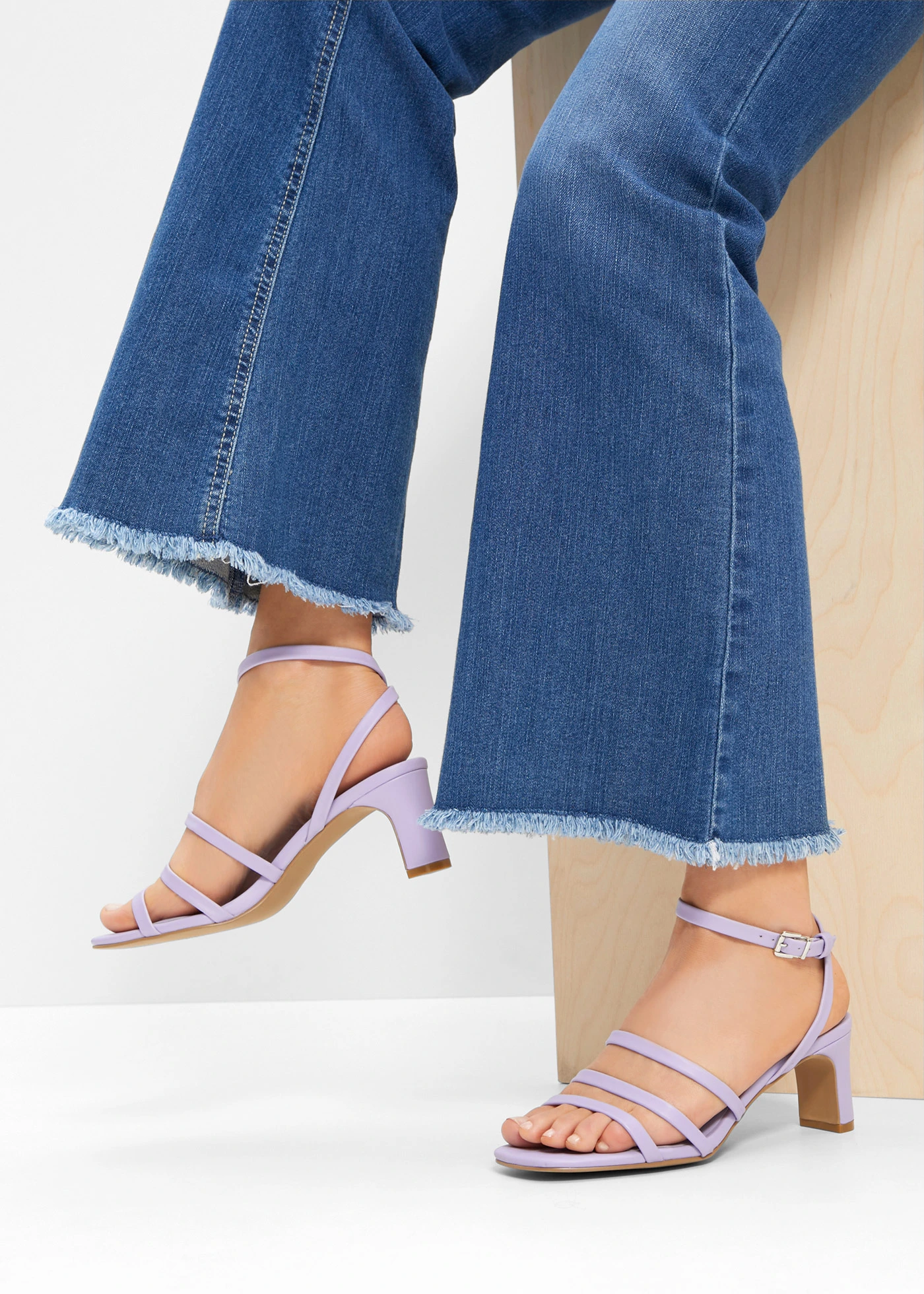 Sandaletten • lichtviolet • bonprix online shop