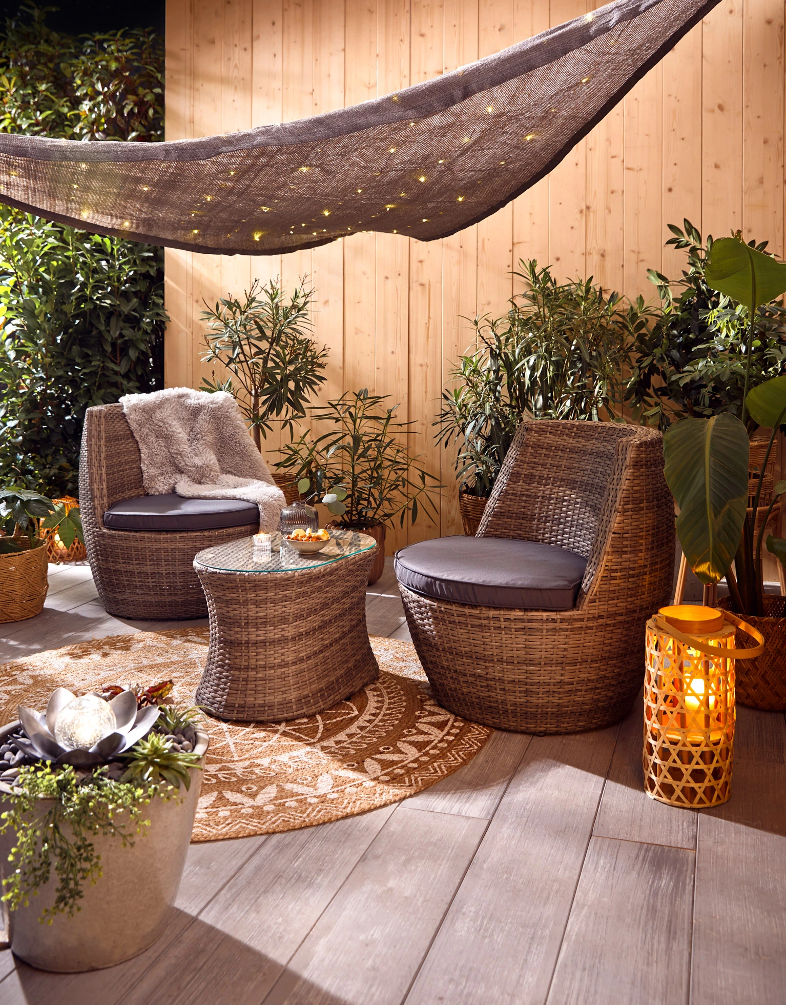 Voile d’ombrage LED solaire • gris clair • Boutique bonprix