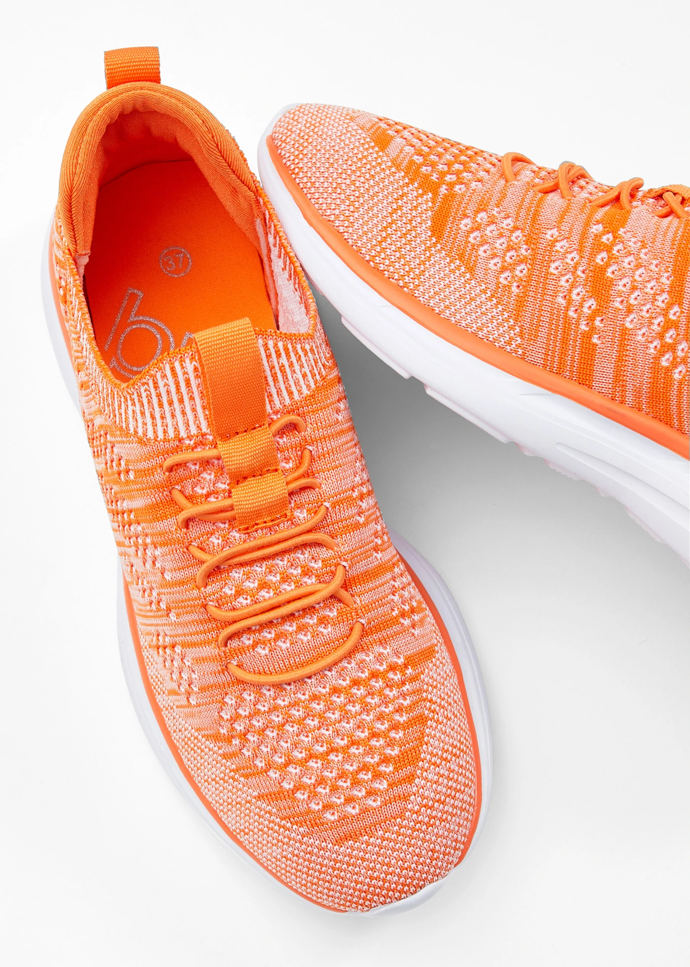 Pantofi sport confotabili slip-in din material moale • oranj deschis • magazin bonprix