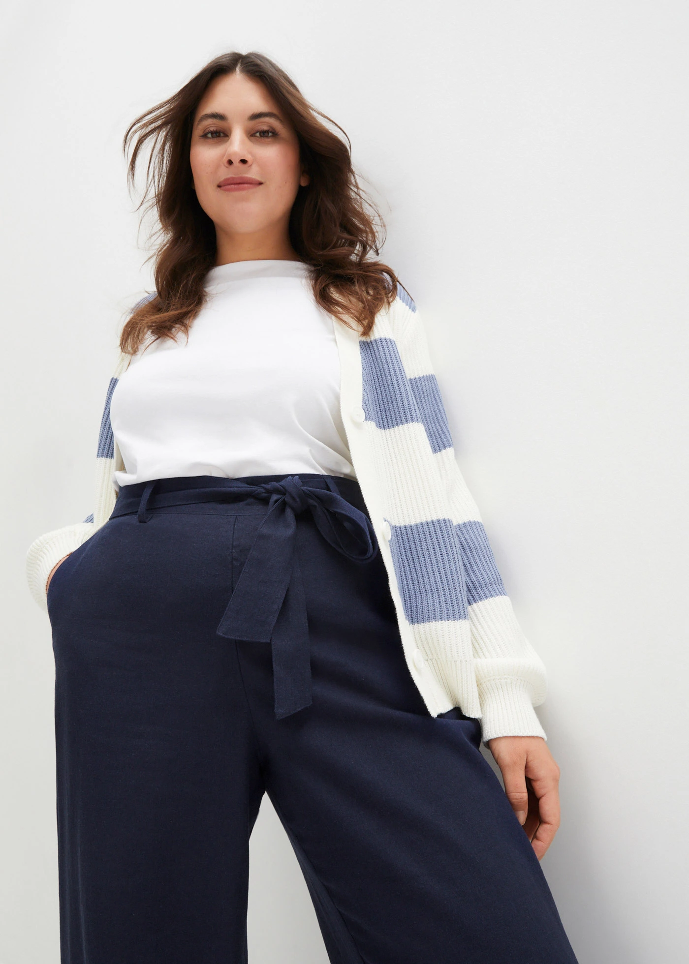 Culotte in een lichte linnenmix • donkerblauw plus size • bonprix online shop