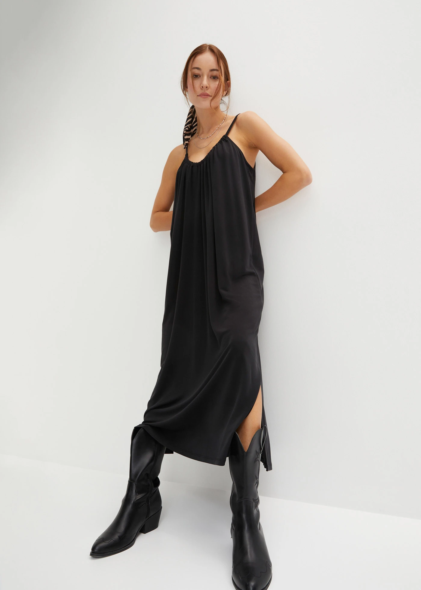 Jersey jurk van een zachte modalmix • zwart • bonprix online shop