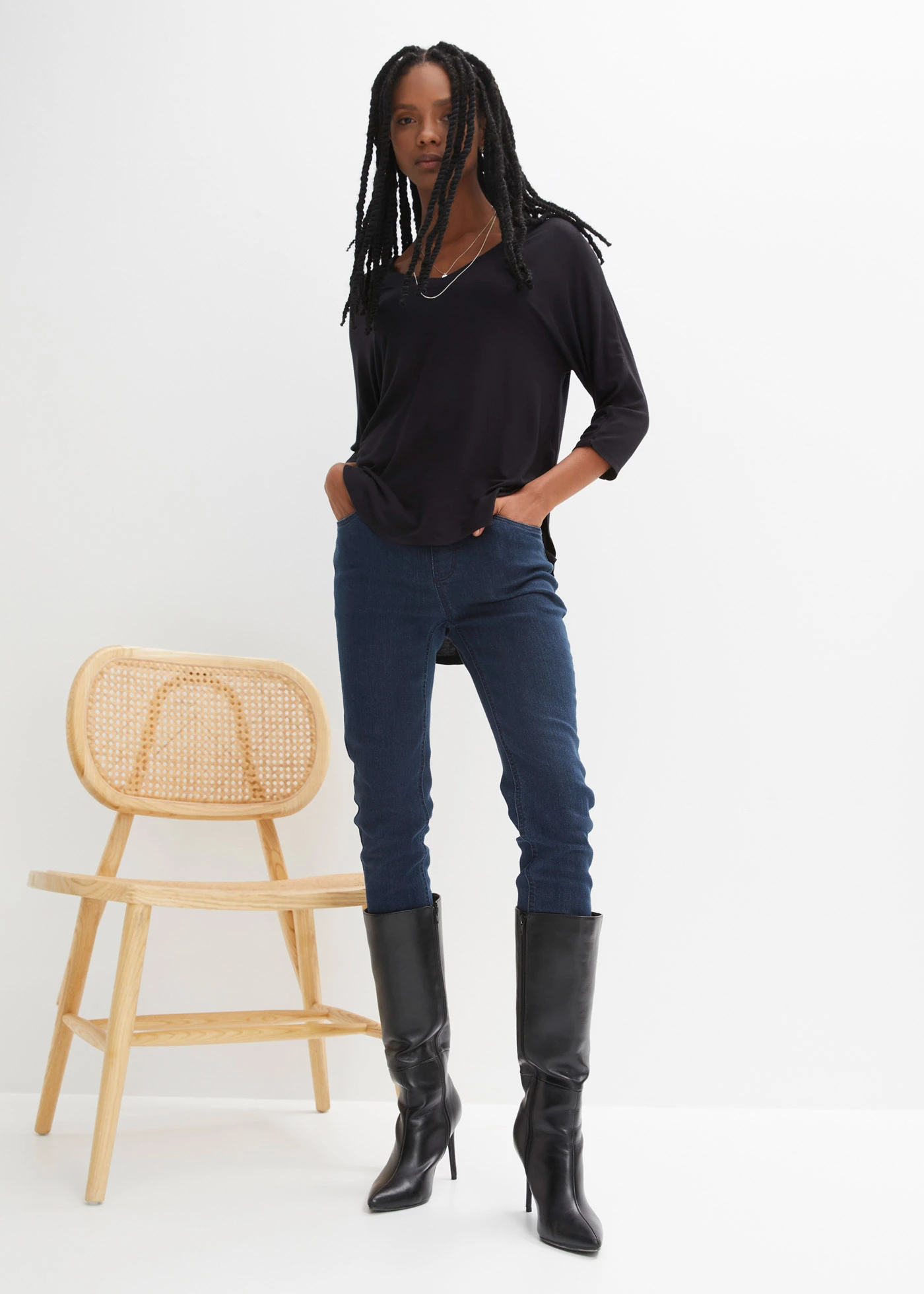 Shirt in een mix van viscose en elastan • zwart • bonprix online shop