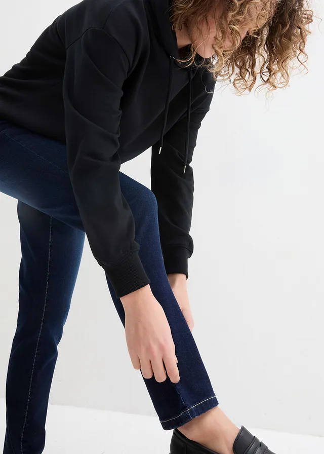 Stretch boyfriend jeans, mid waist • donkerblauw denim • product-page.page-title-suffix