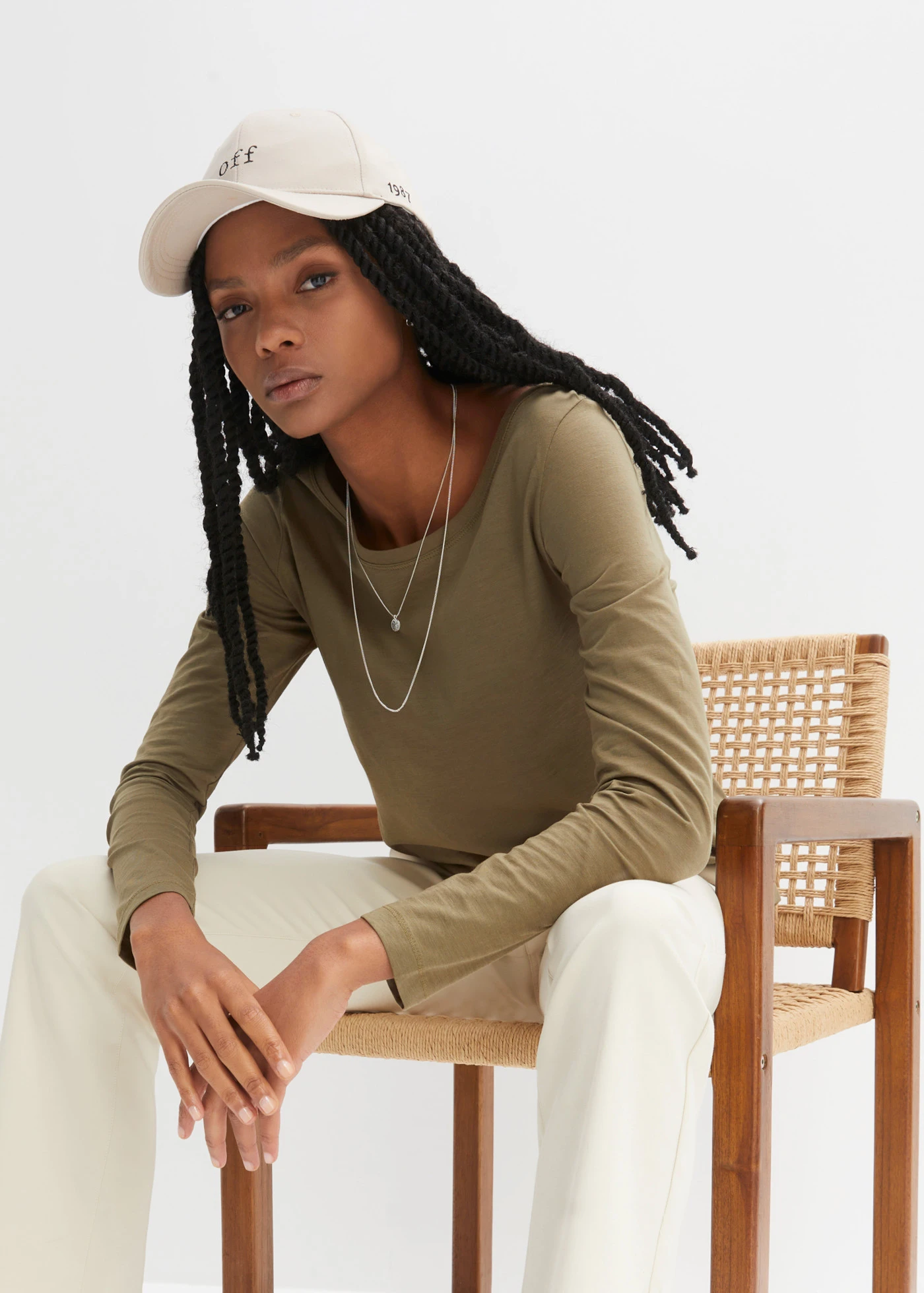 T-shirt manches en léger jersey flammé • olive • Boutique bonprix