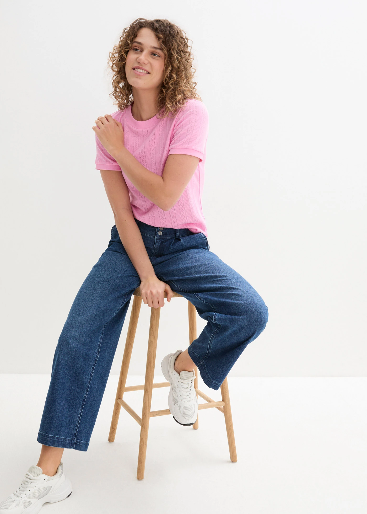 Jeansy wide leg, high waist z wygodną talią • niebieski "stone" • sklep bonprix