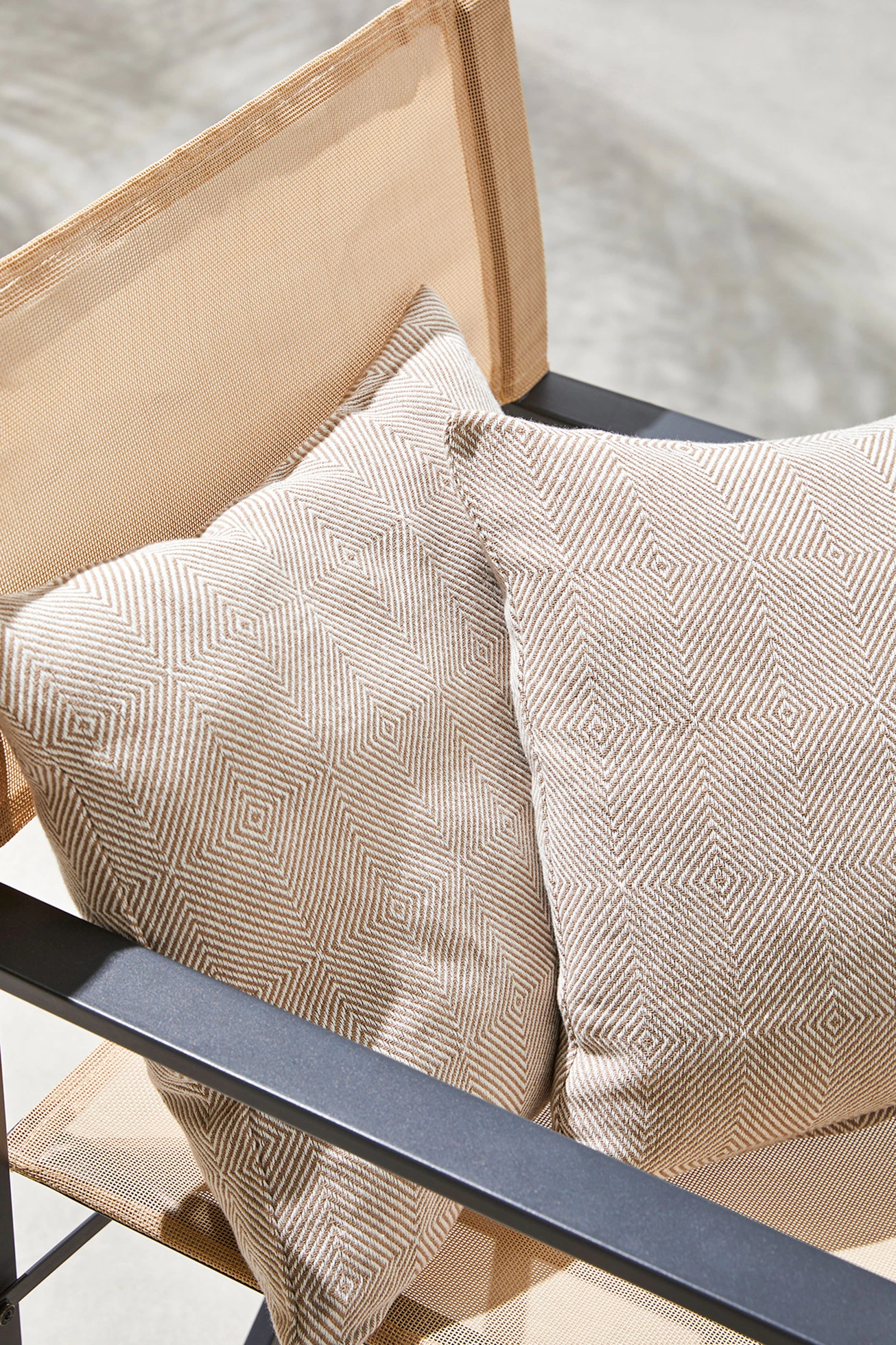 Lot de 2 housses de coussin à motif ethnique • crème • Boutique bonprix