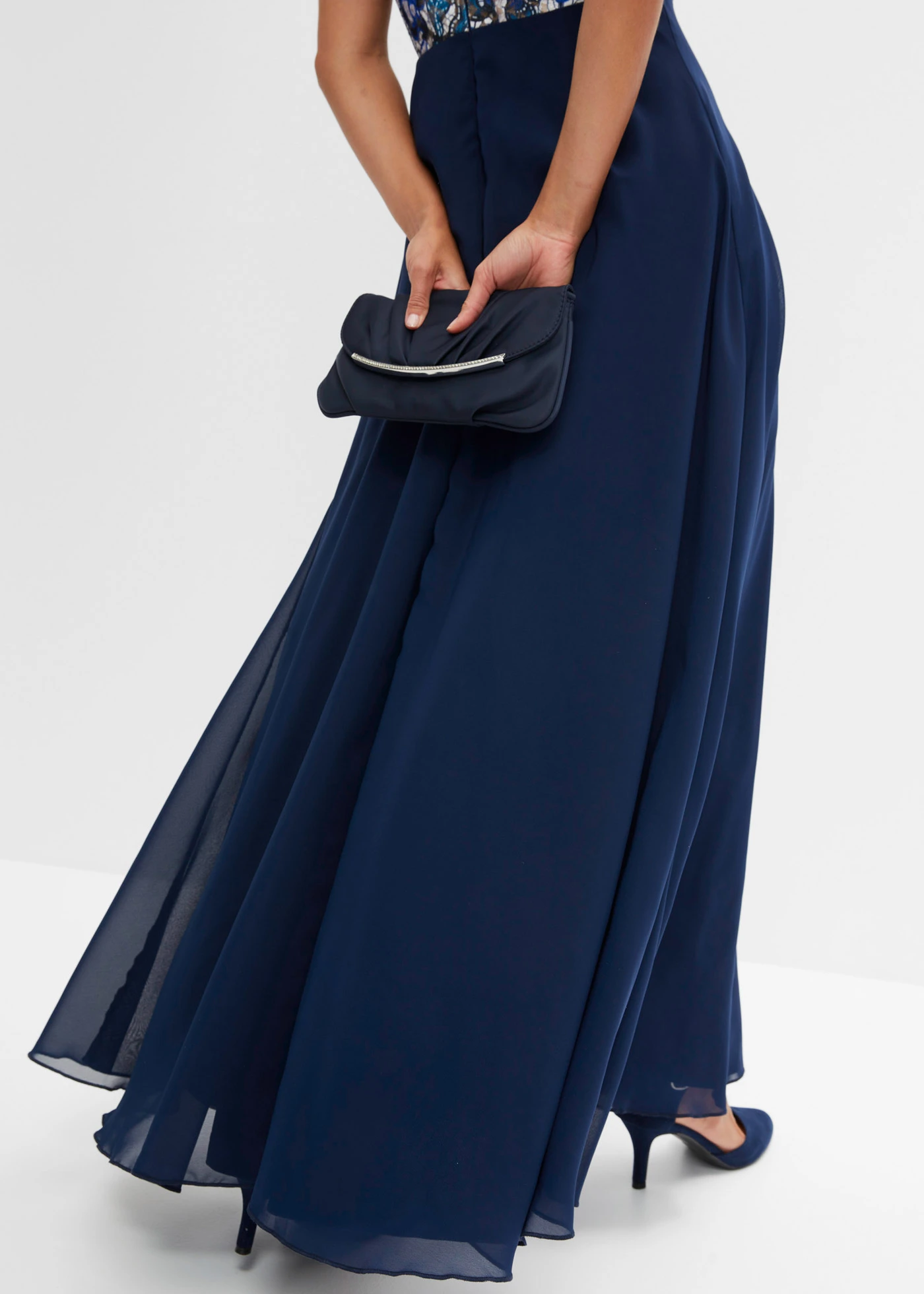 Robe midi à dentelle • bleu foncé à fleurs • Boutique bonprix