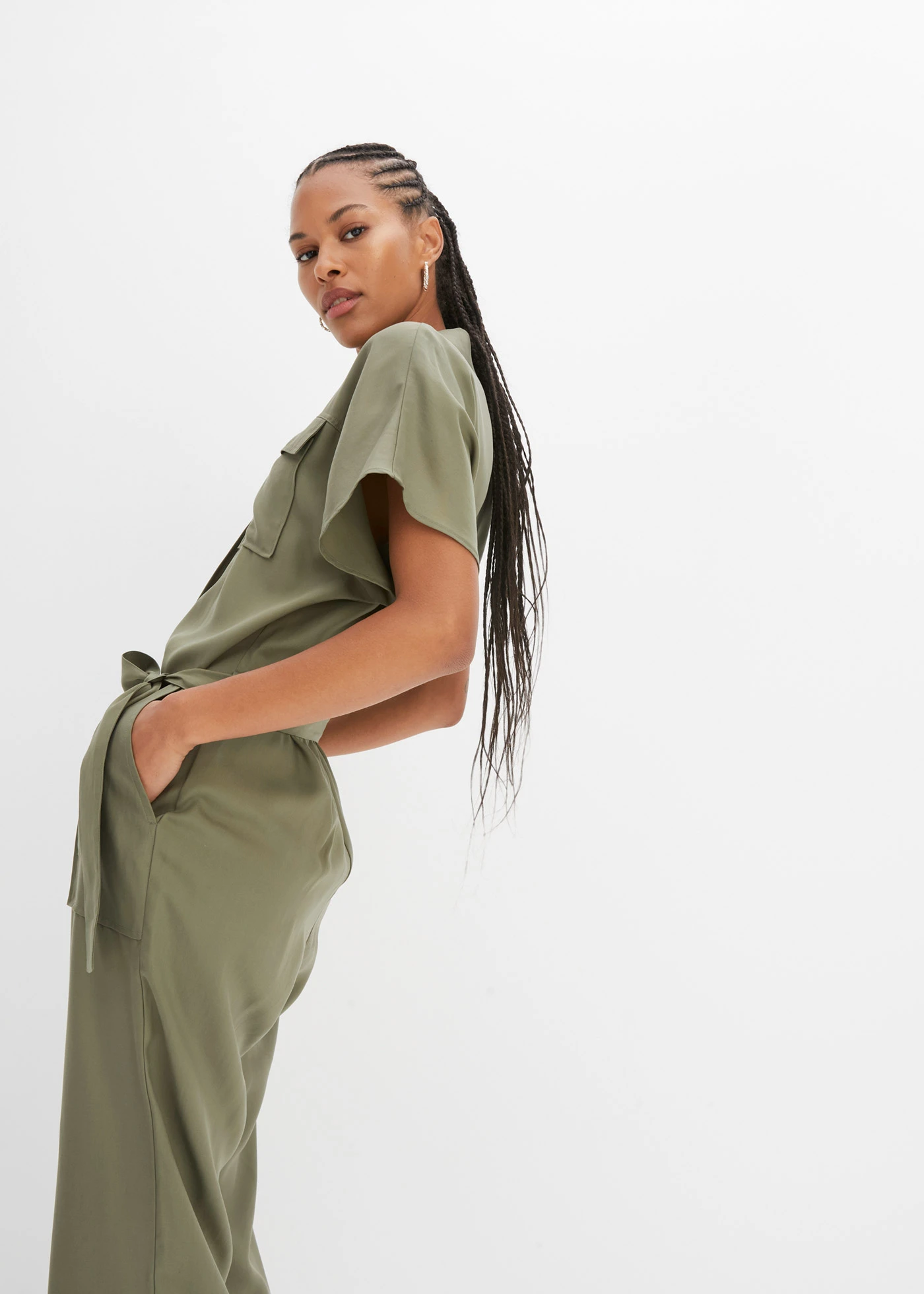 Jumpsuit van soepel lyocell • olijfgroen • bonprix online shop