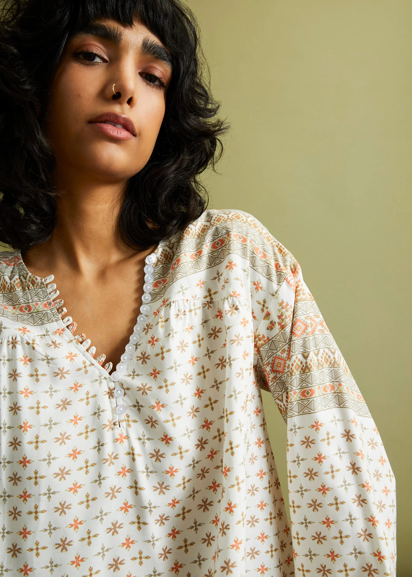 Blouse van soepele viscose • wolwit gedessineerd • bonprix online shop