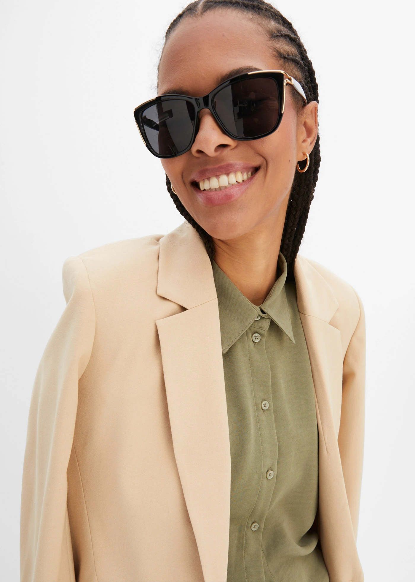 Halenka s recyklovaným polyesterem, krátký rukáv • olivová • bonprix obchod