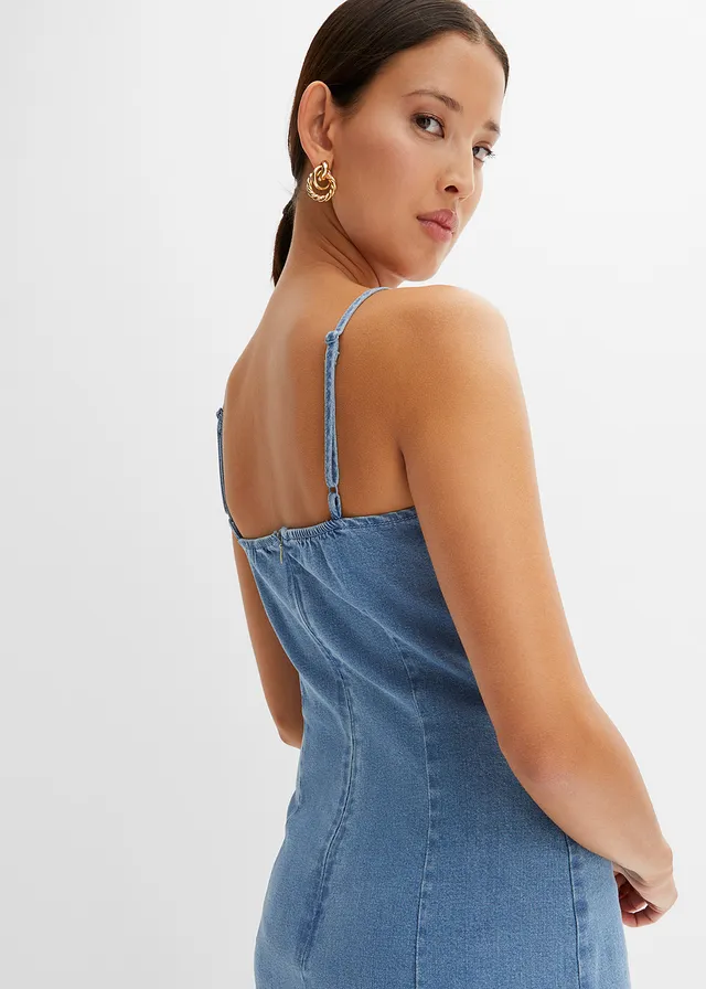 Spijkerjurk met split • lichtblauw denim • product-page.page-title-suffix