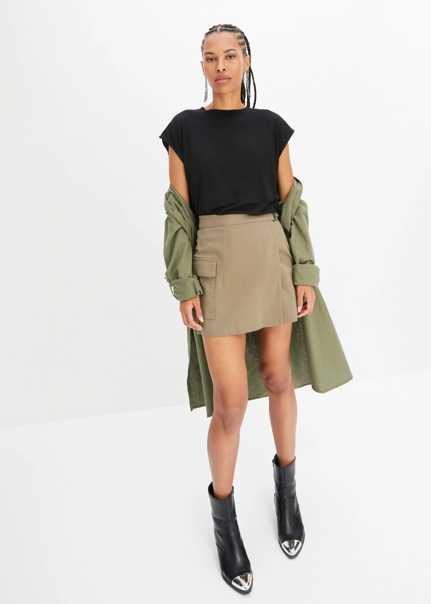 T-shirt van zachte viscose • zwart • bonprix online shop