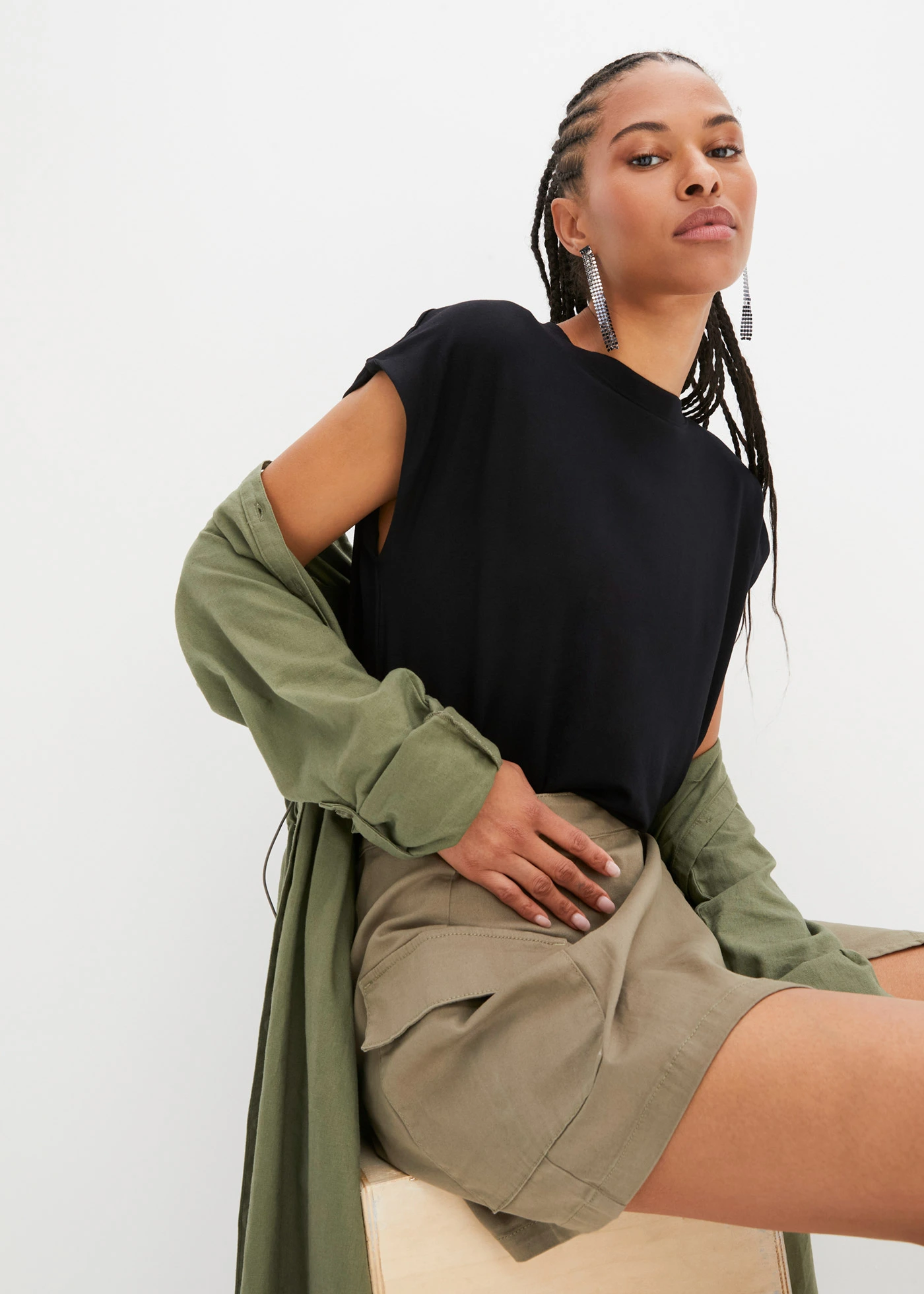 T-shirt van zachte viscose • zwart • bonprix online shop