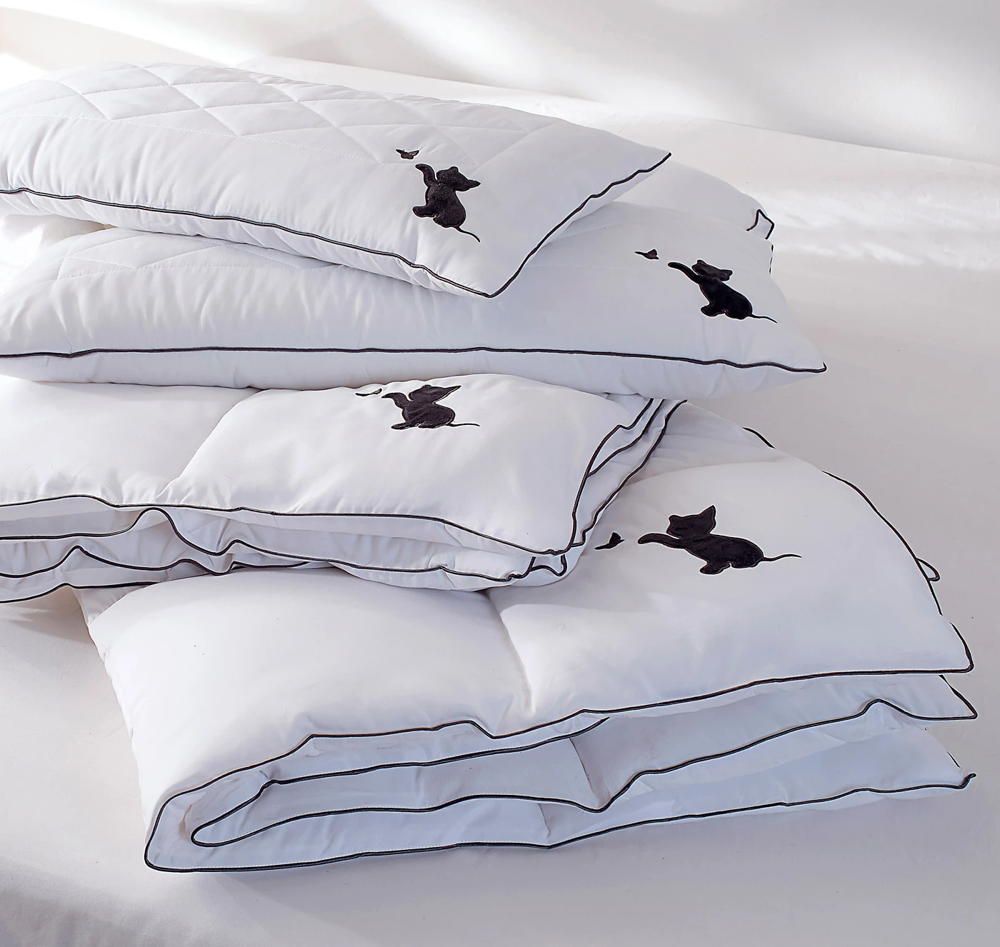 Kussen met donzen touch, hard • wit • bonprix online shop