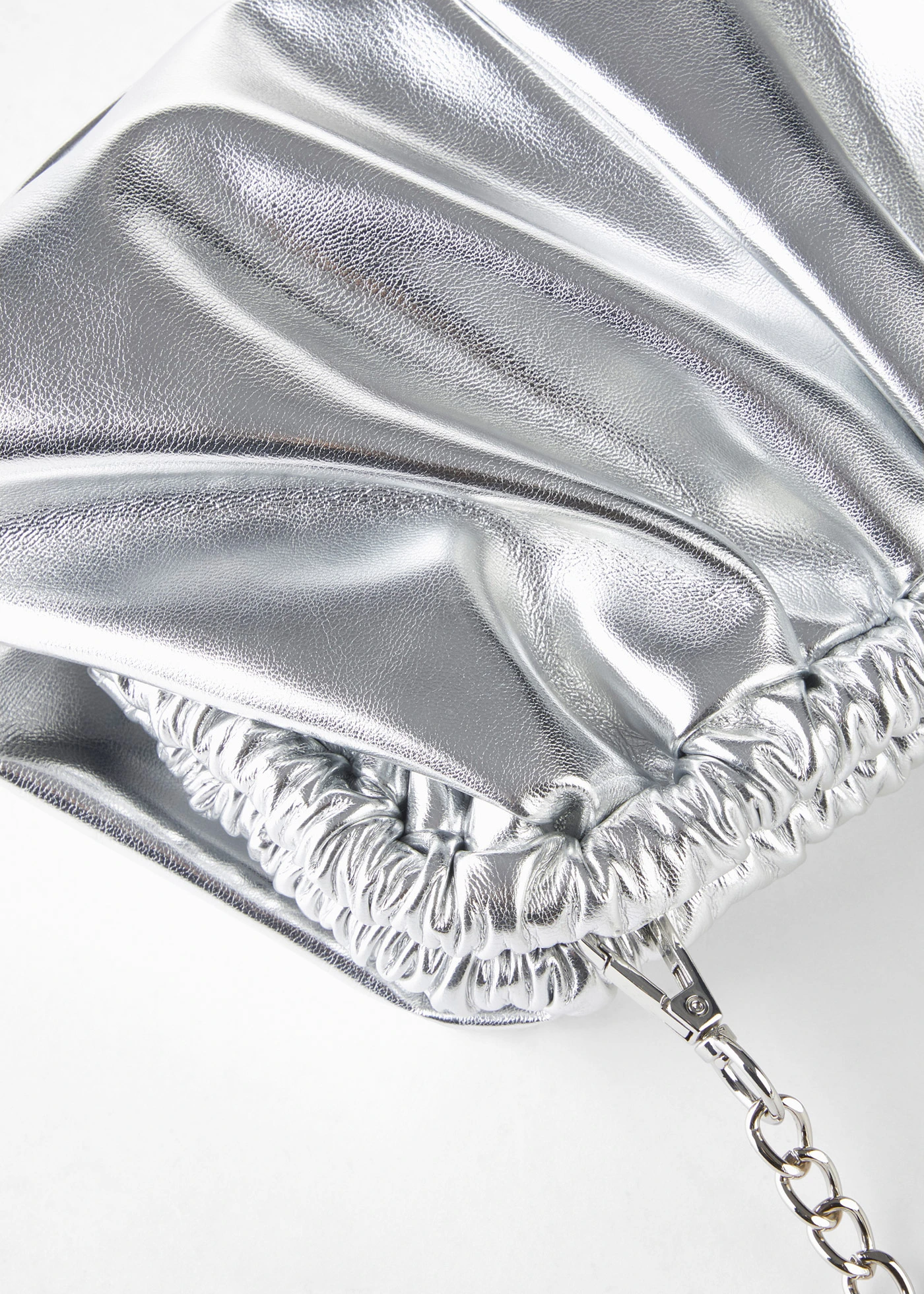 Psaníčko s odnímatelným popruhem • stříbrná • bonprix obchod