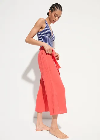 Stahovací jednodílné plavky s hlubokým výstřihem, střední tvarující efekt • půlnoční modro-bílá s proužky • bonprix obchod