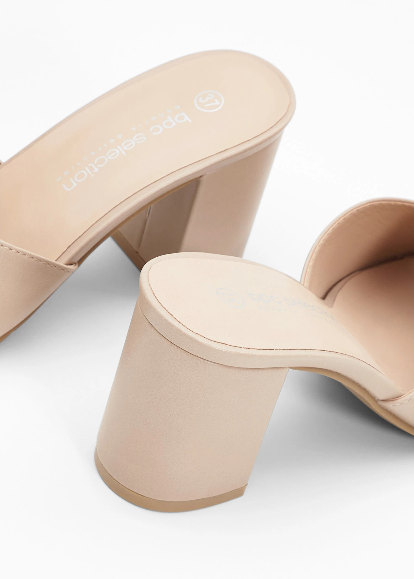 Klapki na obcasie słupku • latte macchiatto • sklep bonprix