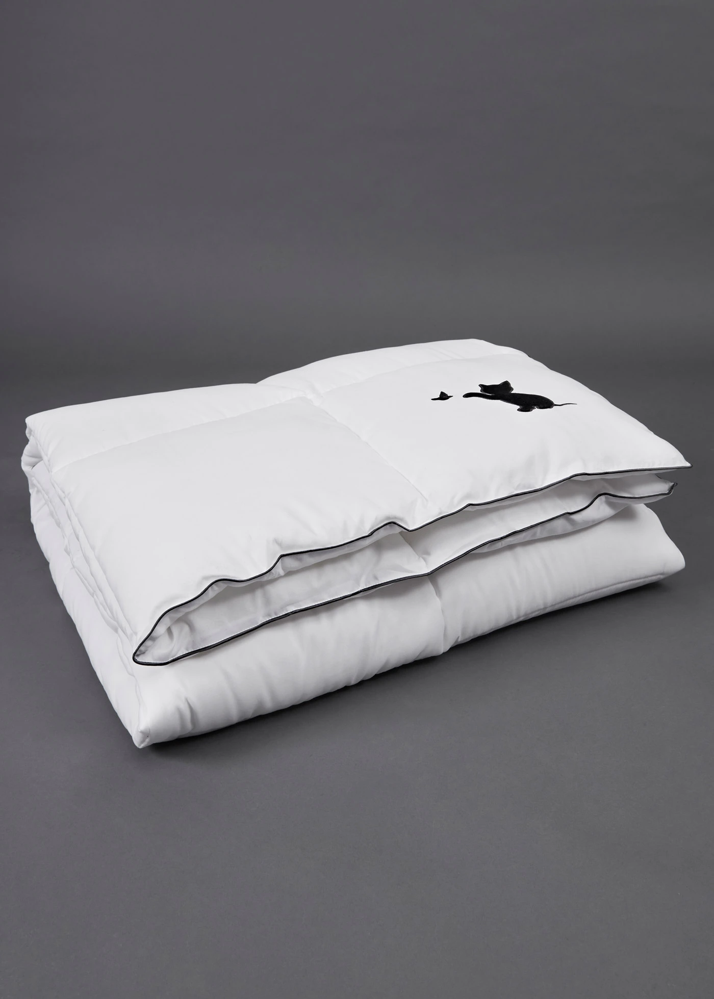 Dekbed met donzen touch, middel • wit • bonprix online shop