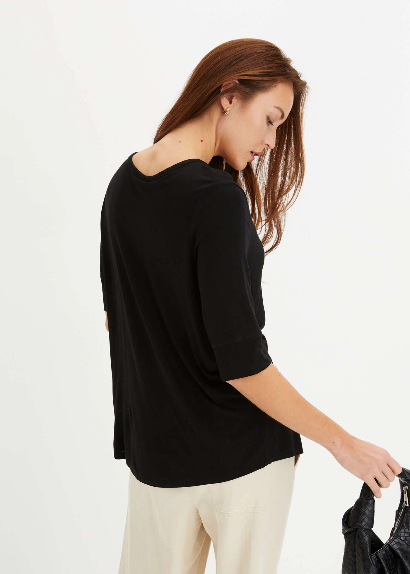 T-shirt doux en viscose extensible • noir • Boutique bonprix