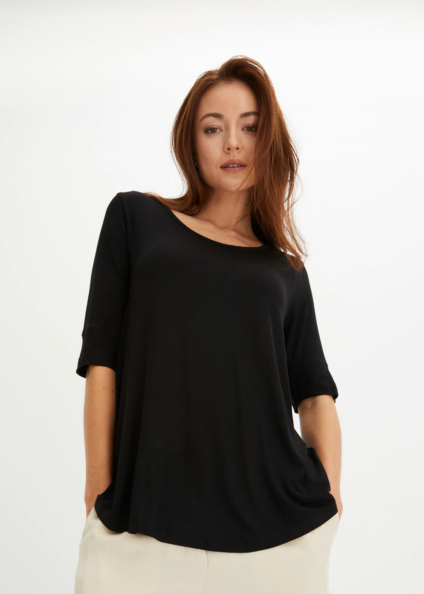 T-shirt doux en viscose extensible • noir • Boutique bonprix