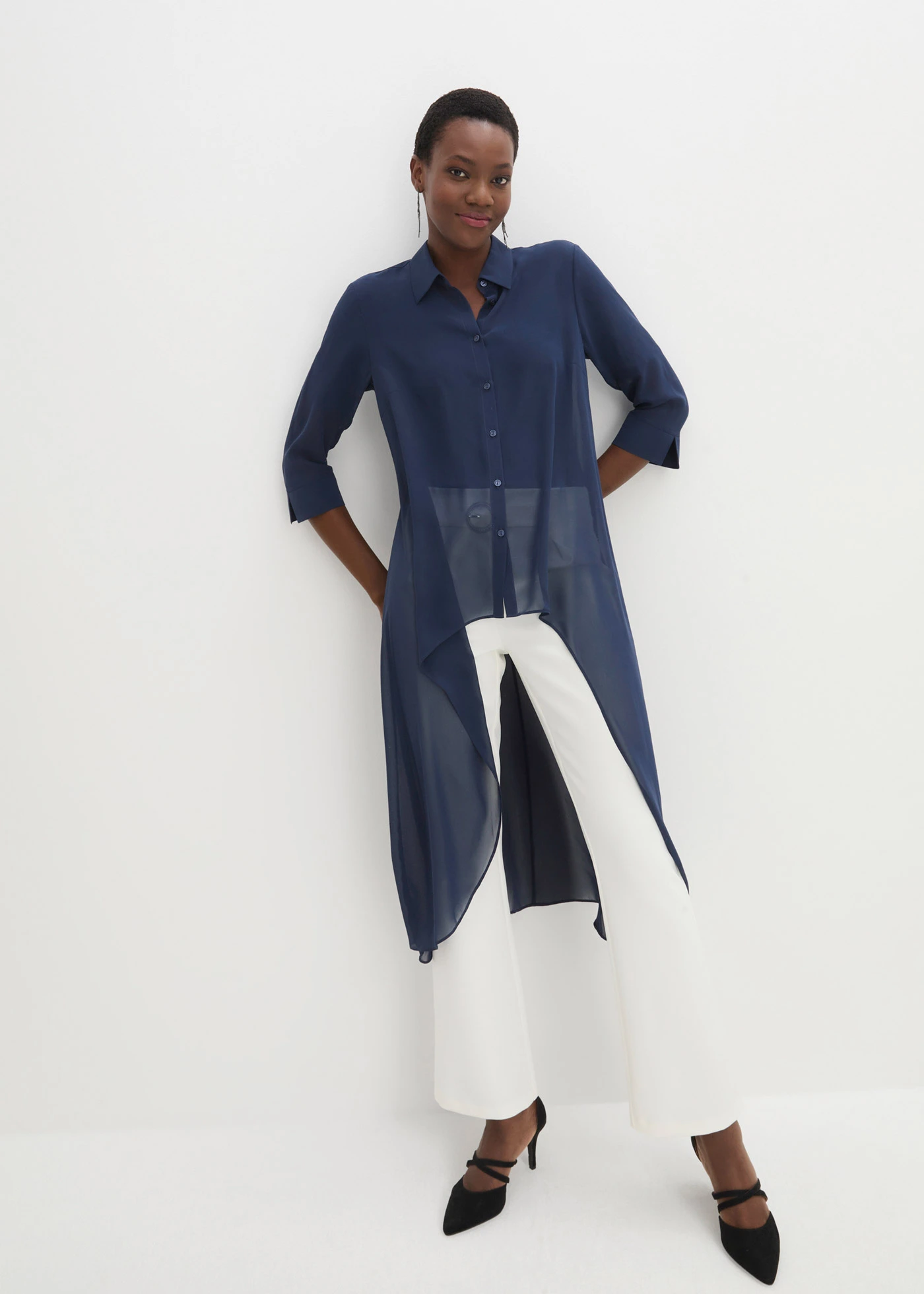 Šifonová halenka s volány • tmavě modrá • bonprix obchod