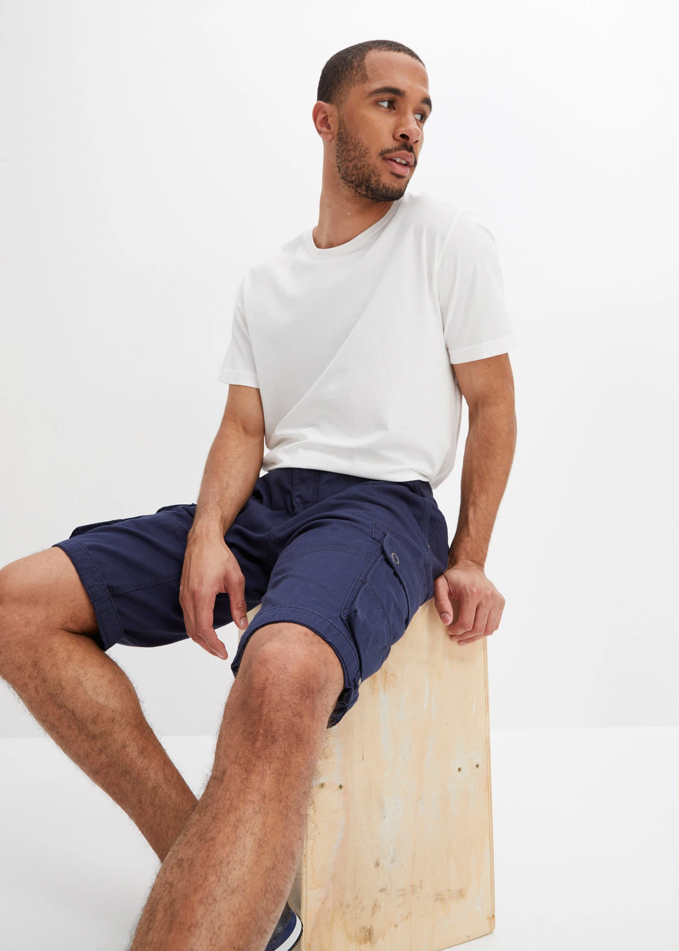 Bermuda cargo, Regular Fit • bleu foncé • Boutique bonprix