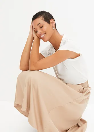 T-shirt col tunisien en viscose majoritaire • ecru • Boutique bonprix