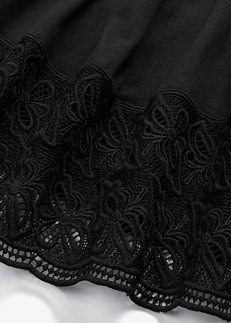 Triko s krajkovým výstřihem • černá • bonprix obchod