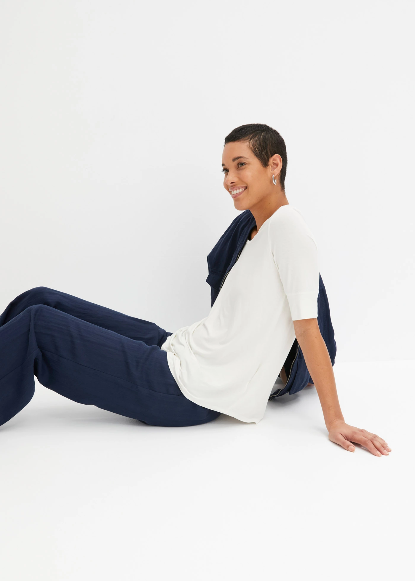 T-shirt doux en viscose extensible • ecru • Boutique bonprix