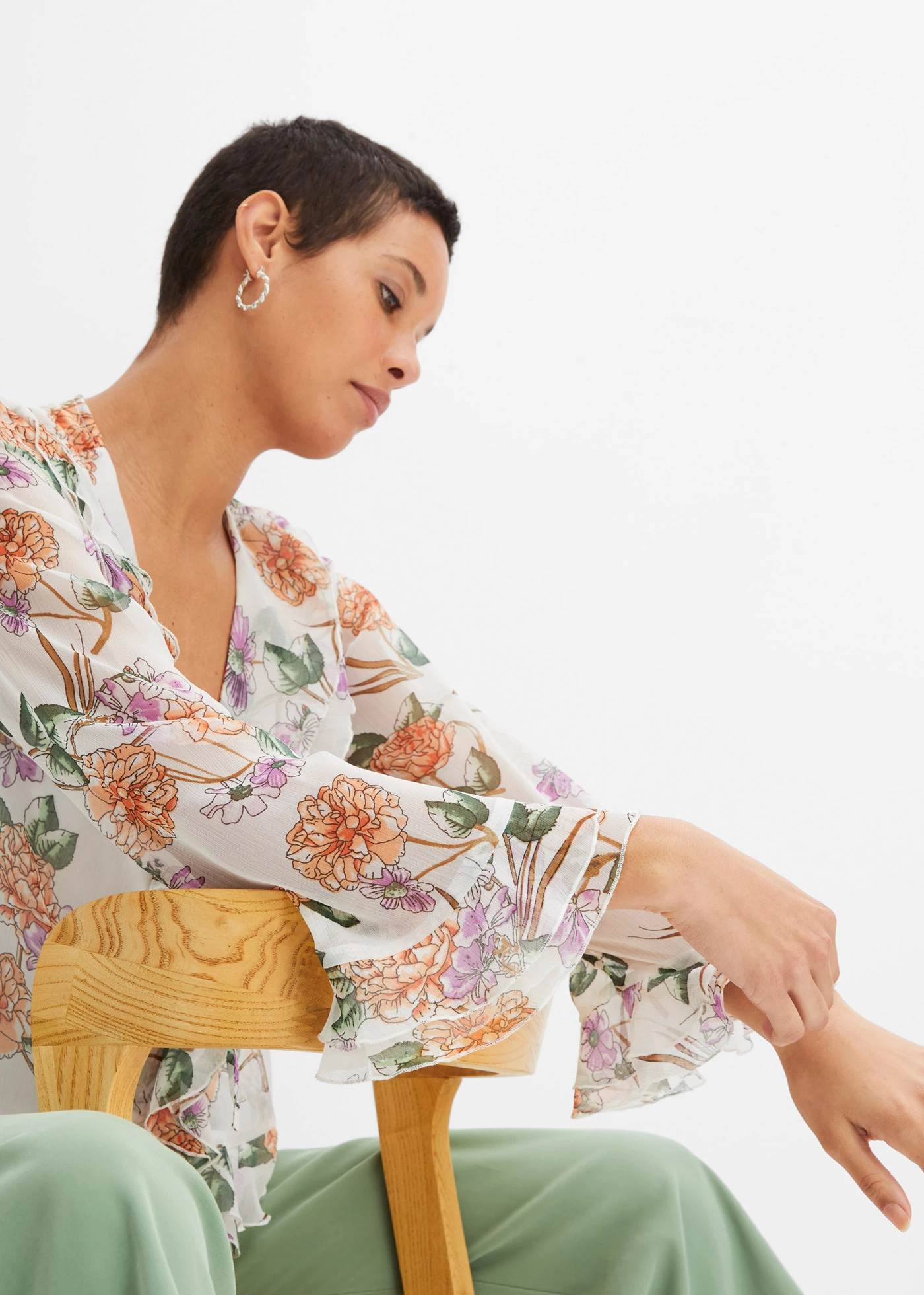 Blouse en mousseline • blanc floral • Boutique bonprix