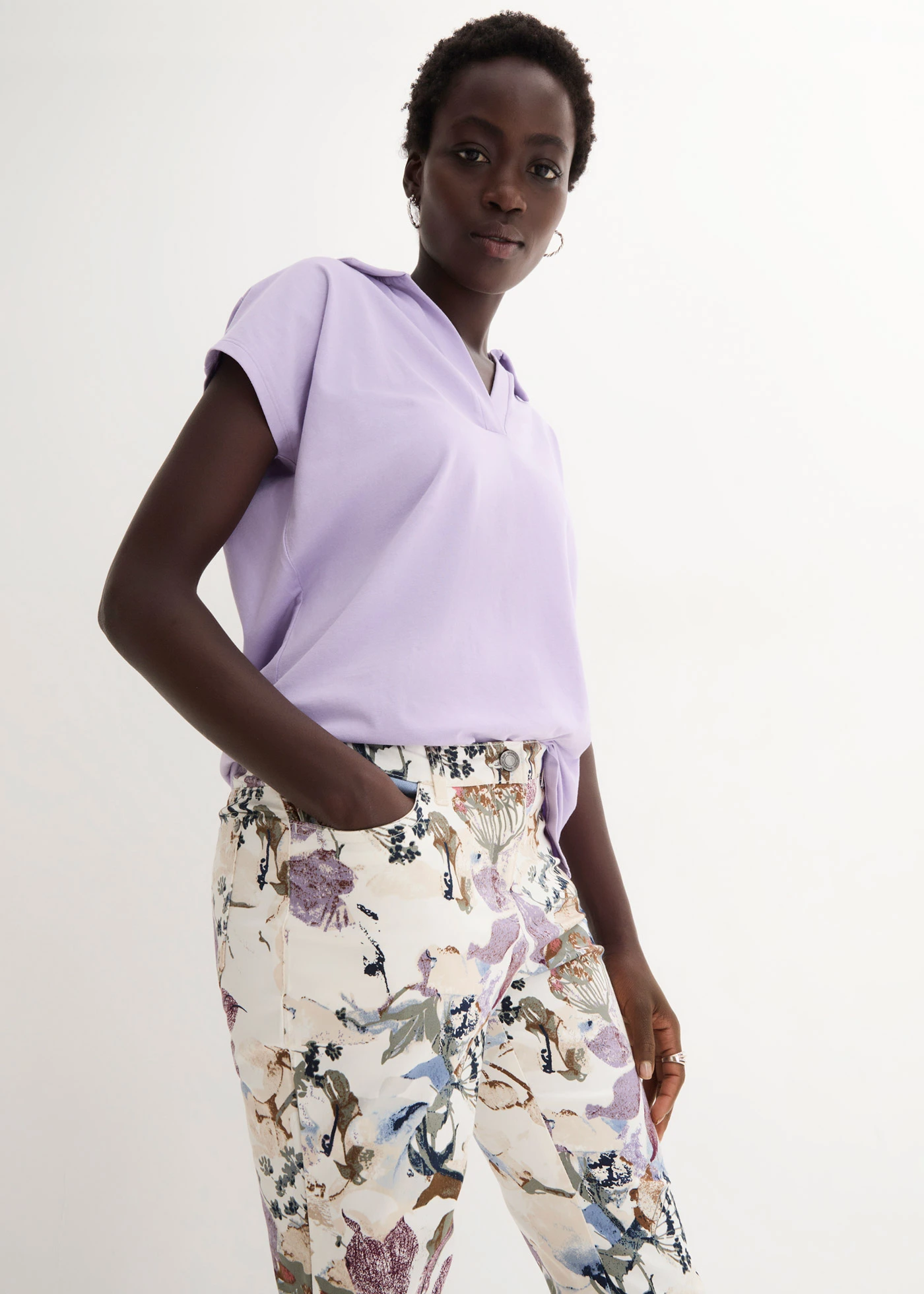 Pantalon extensible à imprimé floral • écru floral • Boutique bonprix