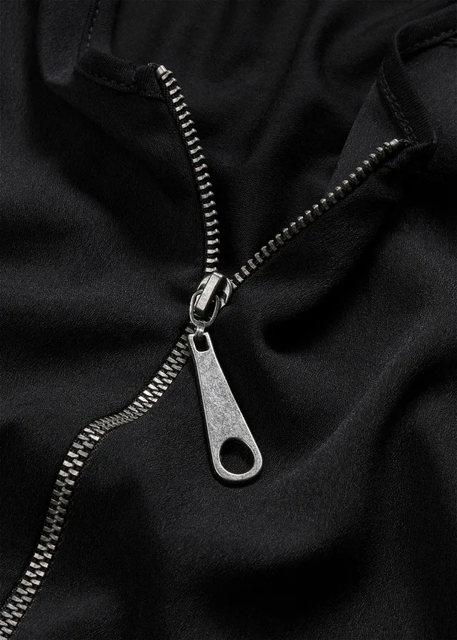 Shirt met kant • zwart • product-page.page-title-suffix
