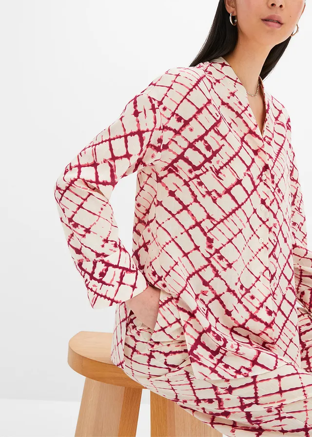 Oversized blouse • violet-ecru batik • product-page.page-title-suffix