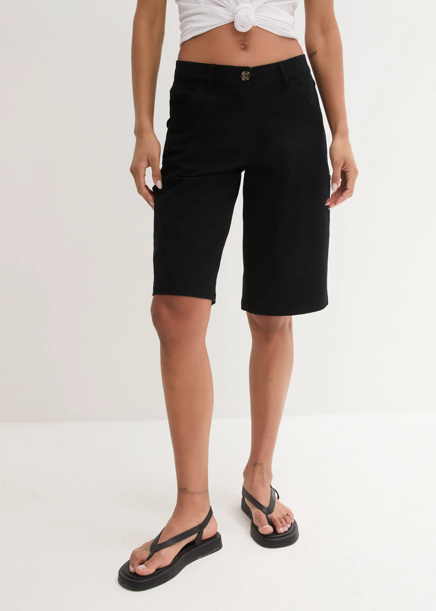 Bavlněné bermudy ke kolenům, s detaily ve stylu Utility • černá • bonprix obchod