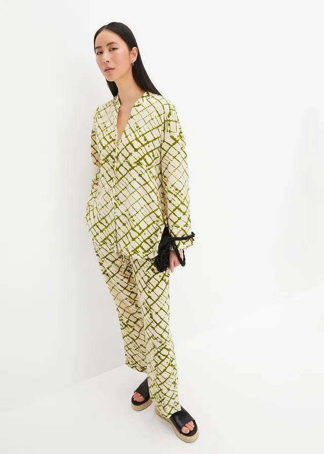 Oversized blouse donkermosgroen-ecru batik