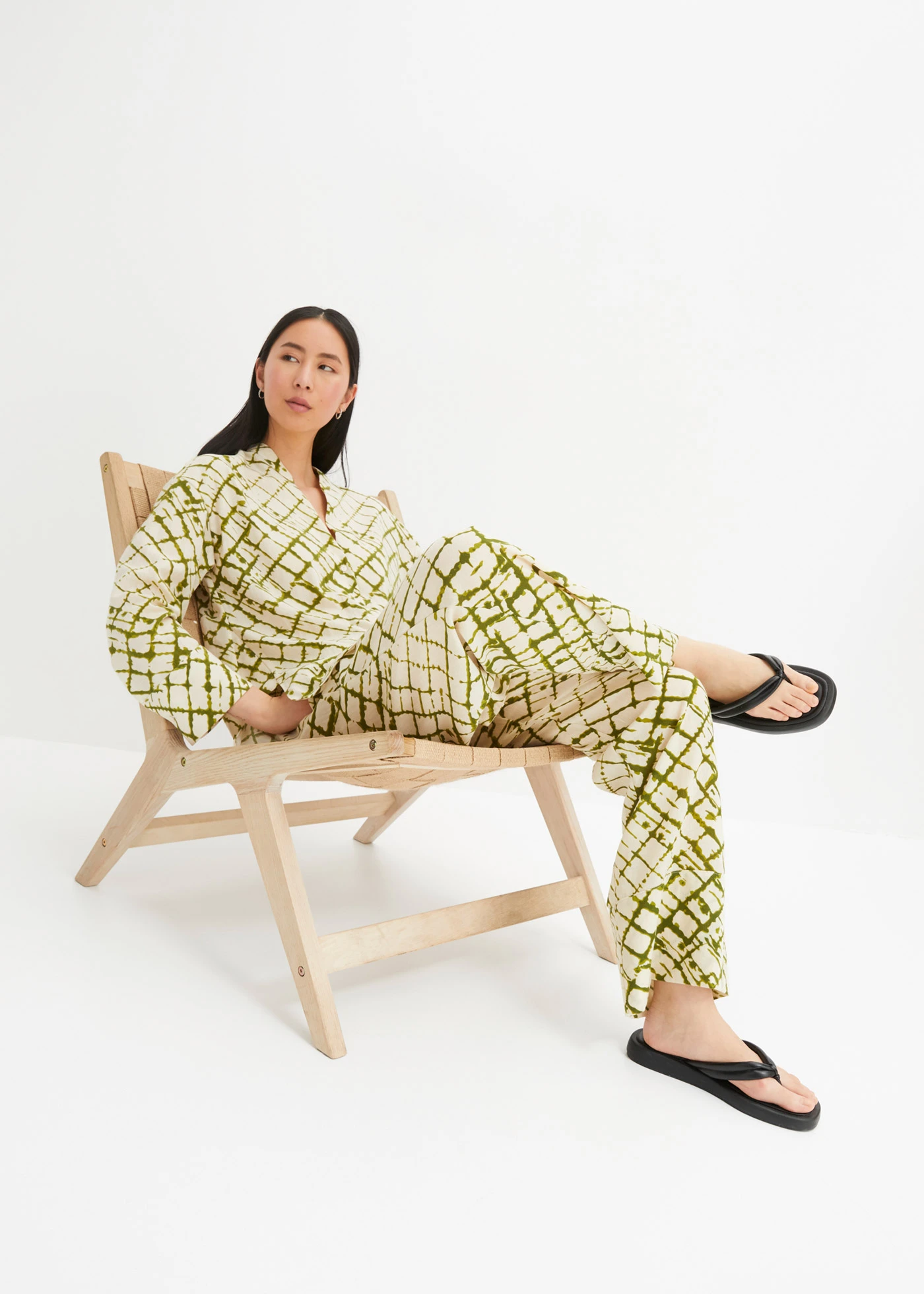 Široké kalhoty s potiskem • tmavě mechová/přírodní s potiskem • bonprix obchod