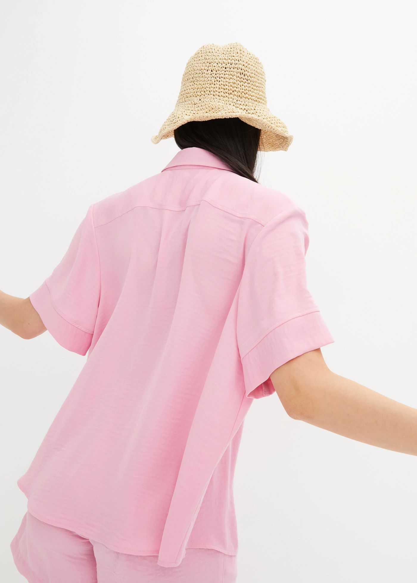 Blouse met borstzak en korte mouwen • roze • bonprix online shop