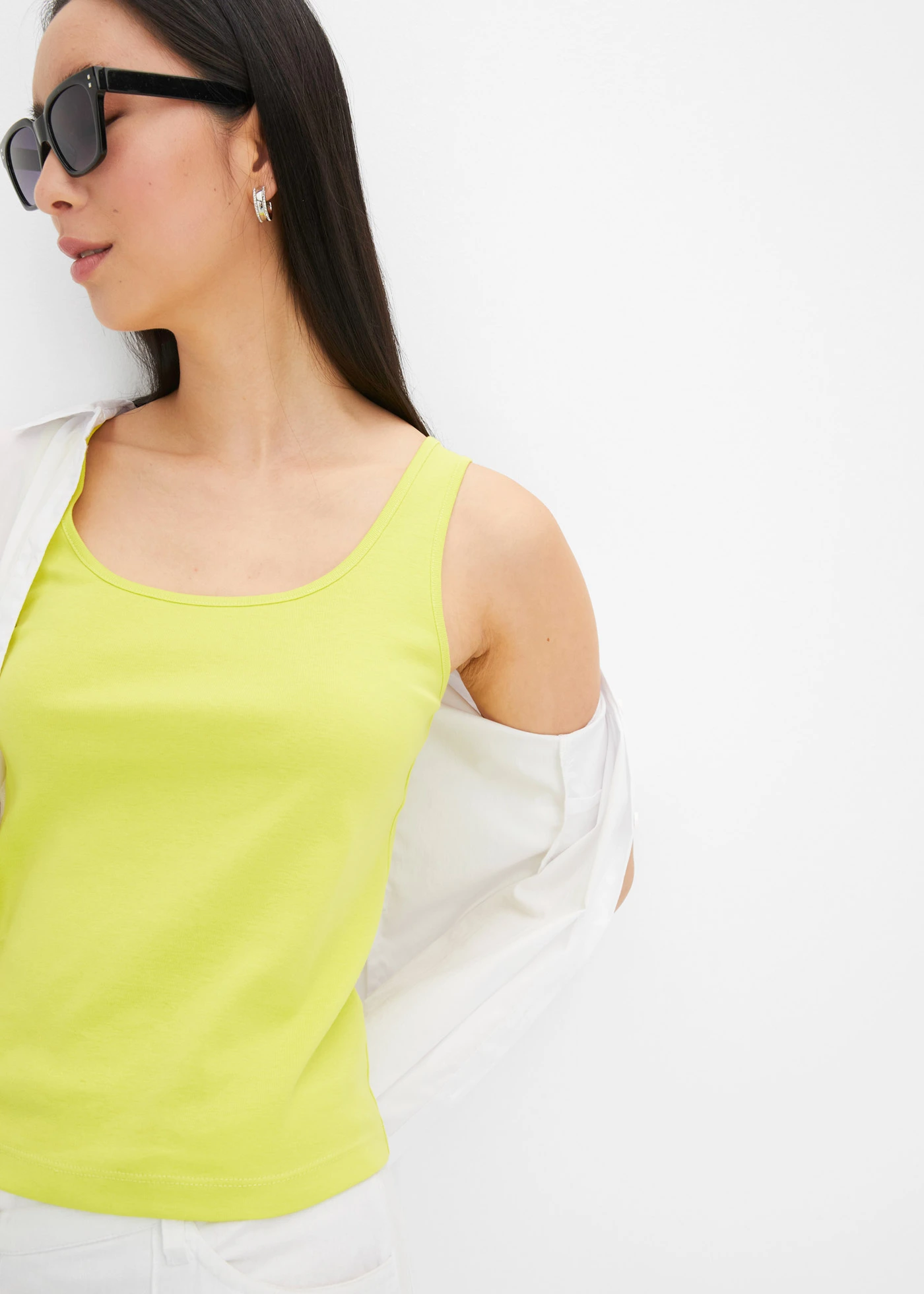 Top met brede schouderbandjes • limoengroen • bonprix online shop