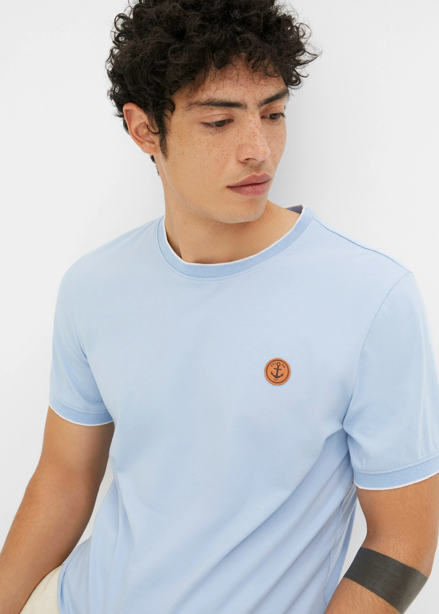 T-shirt met details in layerlook • parelblauw gemêleerd • bonprix online shop