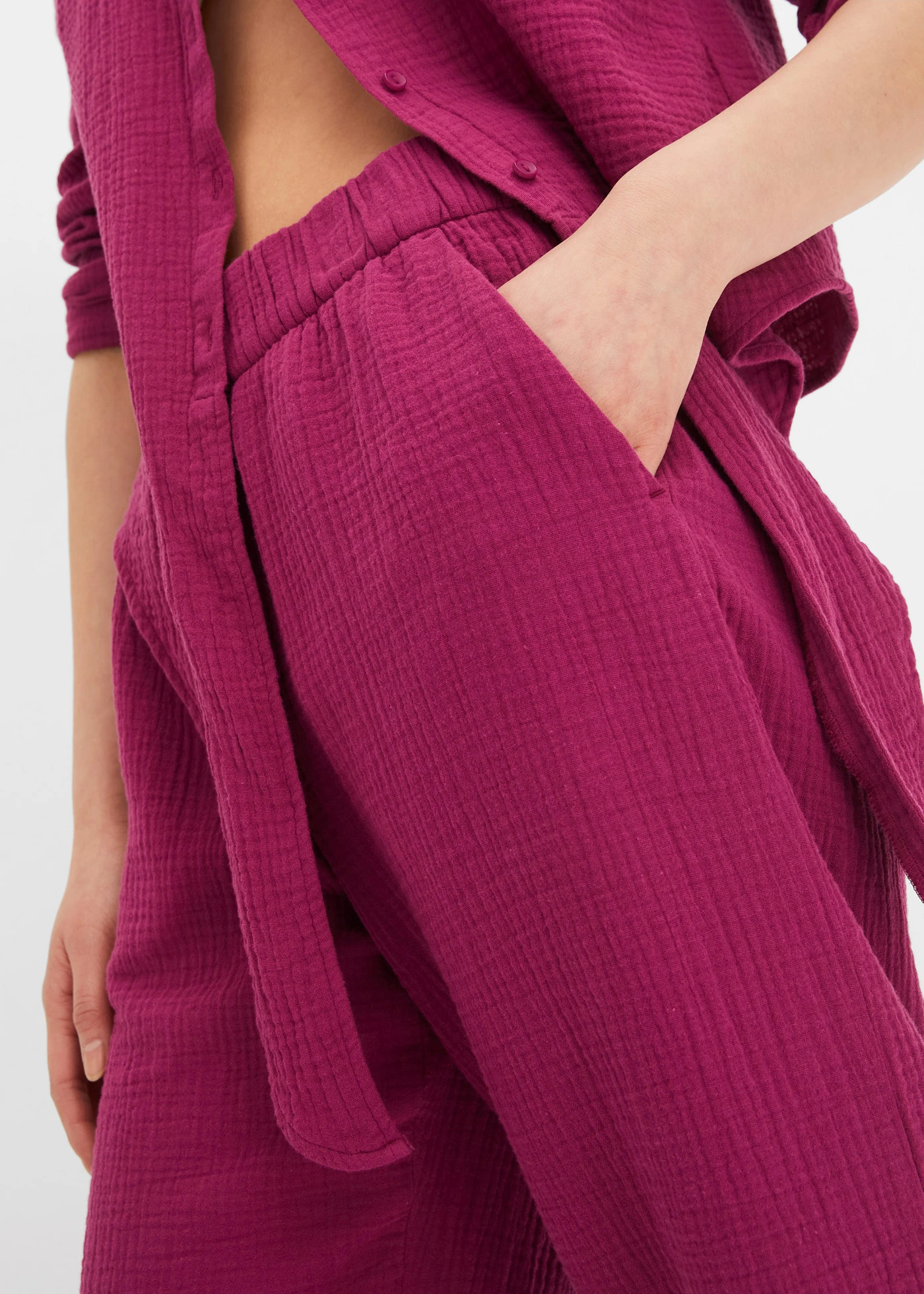 Marlene Dietrich broek van mousseline • violet • bonprix online shop