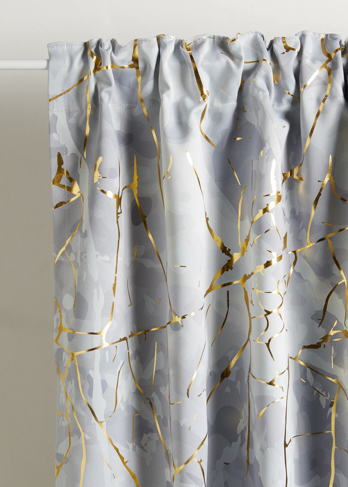 Zatemňovací závěs s lesklým efektem (1 ks v balení) • šedo-zlaté tóny • bonprix obchod