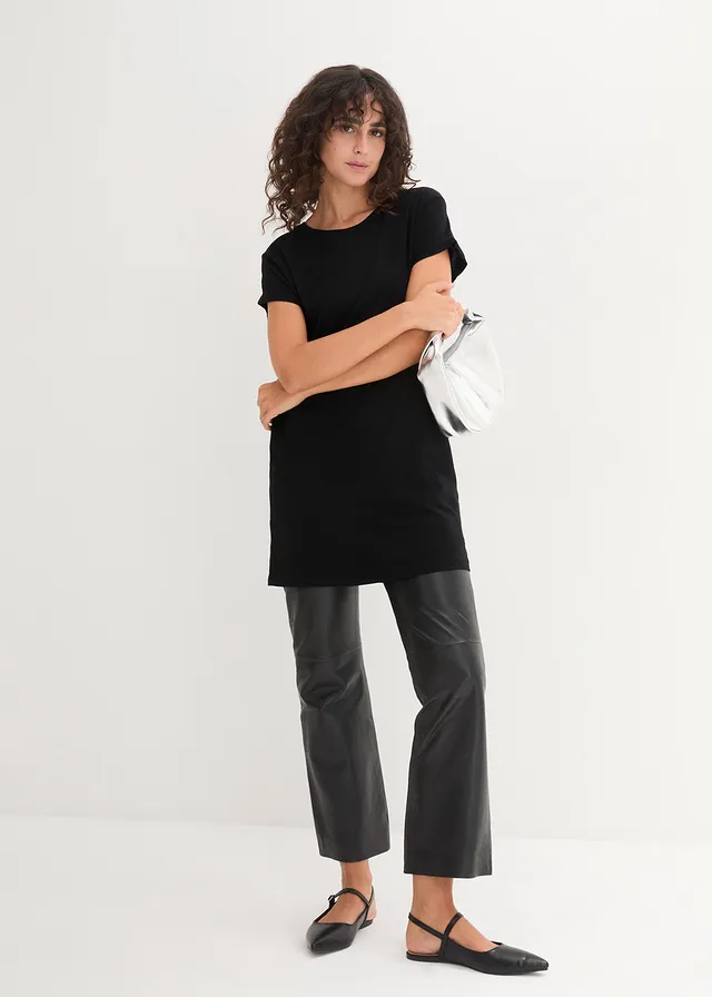 Longshirt van katoen • zwart • product-page.page-title-suffix