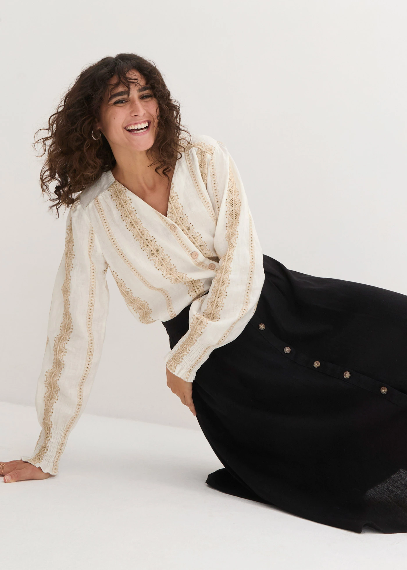 Jupe midi en lin mélangé • noir • Boutique bonprix