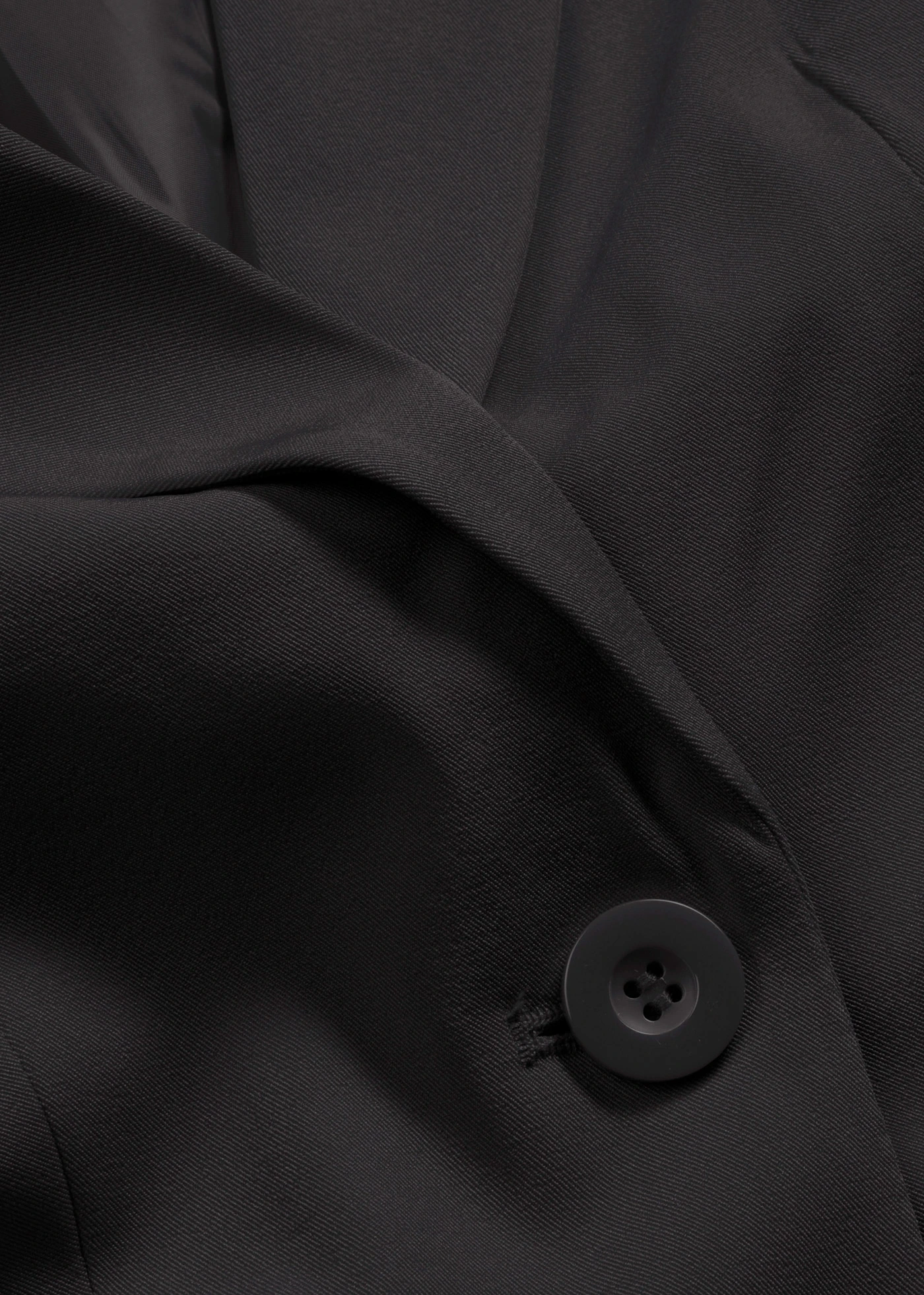 Blazer court avec poches à rabat • noir • Boutique bonprix